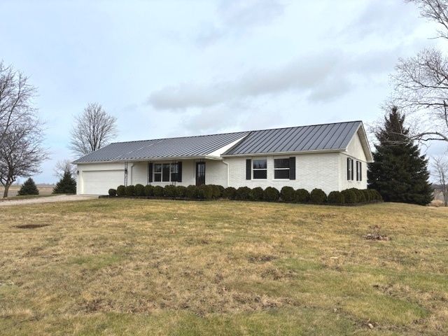 $499,999 | 12482 Grove Road | Seward Township - Kendall County