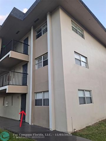 $2,150 | 8000 Fairview Drive, Unit 110 | Woodland Lakes