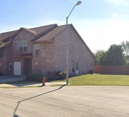 $1,895 | 2363 Calendar Court | Grand Prairie