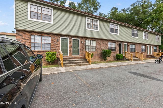 $1,295 | 3034 South Olive Branch, Unit 2 | Marianna