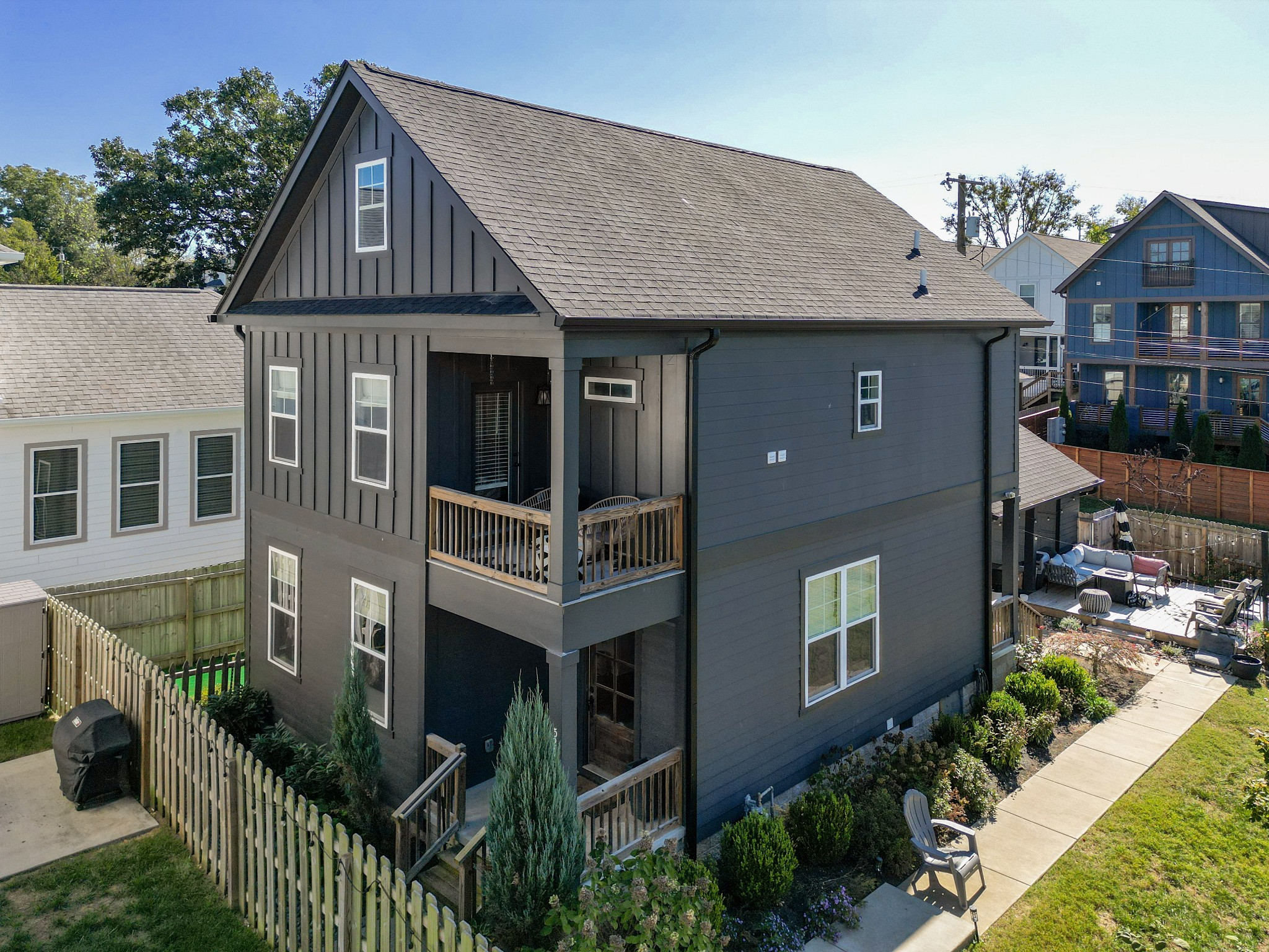 Fully fenced home in the Nations!