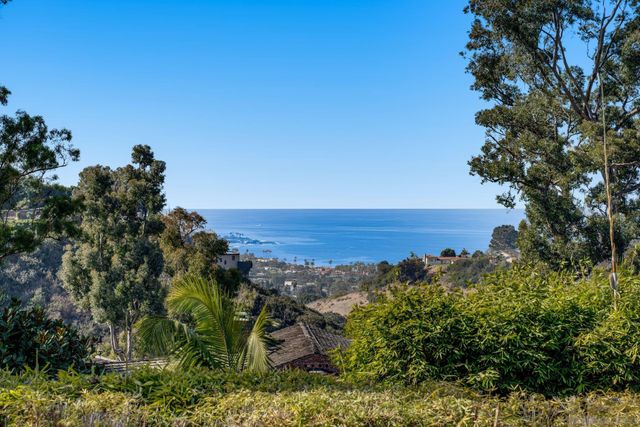 $13,995,000 | 8070 La Jolla Scenic Drive North | La Jolla Heights