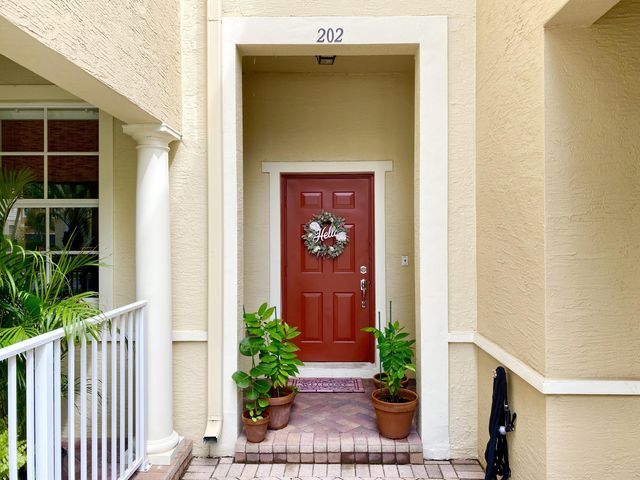 $3,000 | 135 Seagrape Drive, Unit 202 | Jupiter