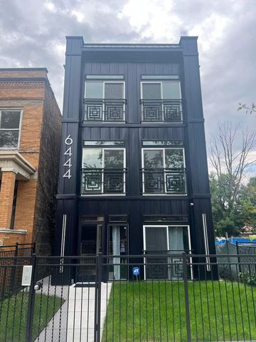 $2,300 | 6444 South Evans Avenue, Unit 2 | West Woodlawn