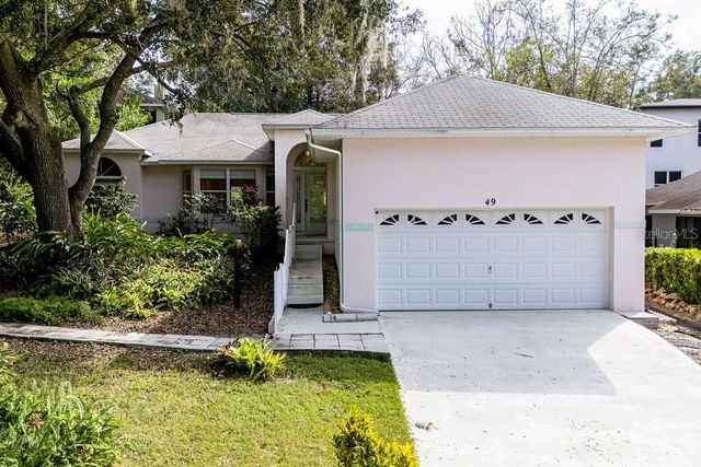 $279,000 | 49 Dogwood Lane | Eustis