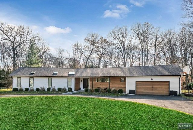 $1,550,000 | 74 Partridge Hill | Upper Saddle River