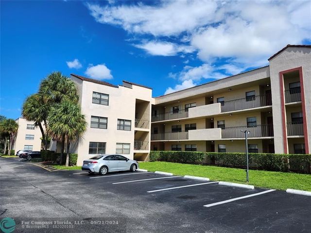 $2,200 | 3470 Foxcroft Road, Unit 207 | Miramar