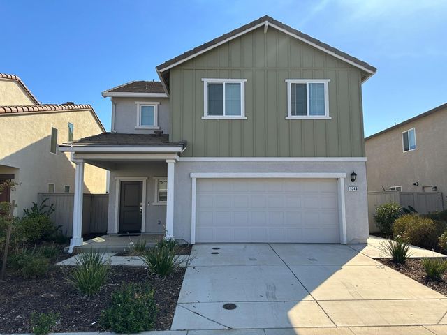 $2,700 | 9248 Farmstead Circle | Roseville