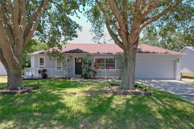 $475,000 | 831 Scenic View Circle | Minneola