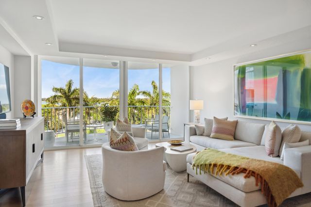 $1,195,000 | 2295 South Ocean Boulevard, Unit 515 | South Palm Beach - Palm Beach