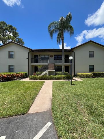 $165,000 | 7626 Tahiti Lane, Unit 204 | Lucerne Lakes