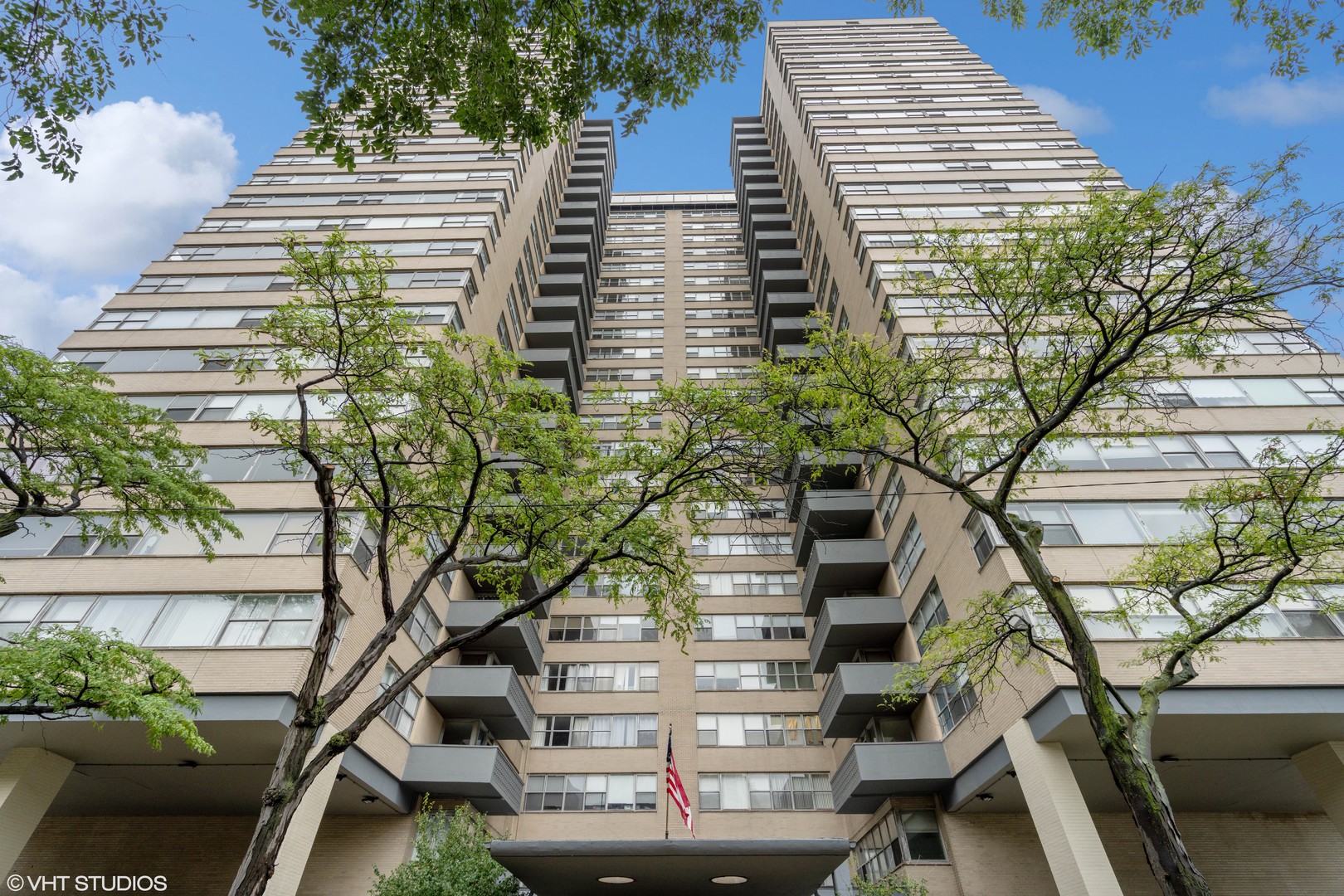 a view of a multi story building