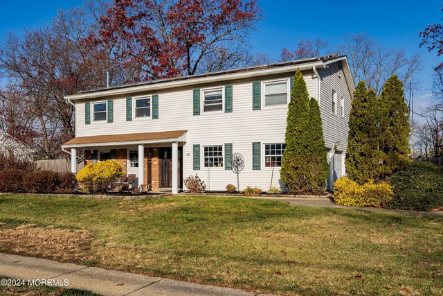 $799,000 | 18 Livingston Drive | Candlewood