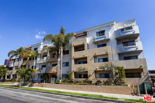 $4,595 | 1446 Armacost Avenue, Unit 202 | West Los Angeles