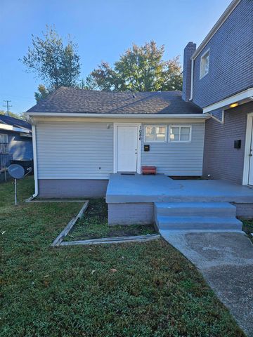 $1,100 | 1086 North Evergreen Street | Voillintine