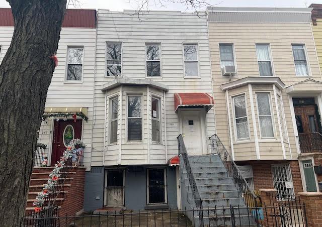 View of townhome / multi-family property