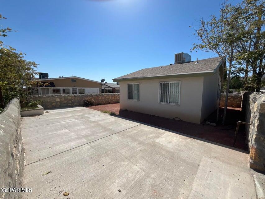 a view of a house with a outdoor space