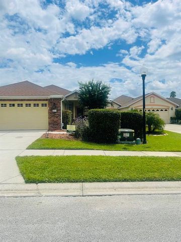 $2,350 | 1021 St Ives Court | Mount Dora