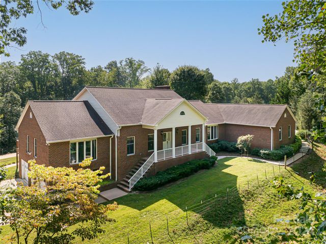 $2,125,000 | 735 Macedonia Road | Leicester Township - Buncombe County