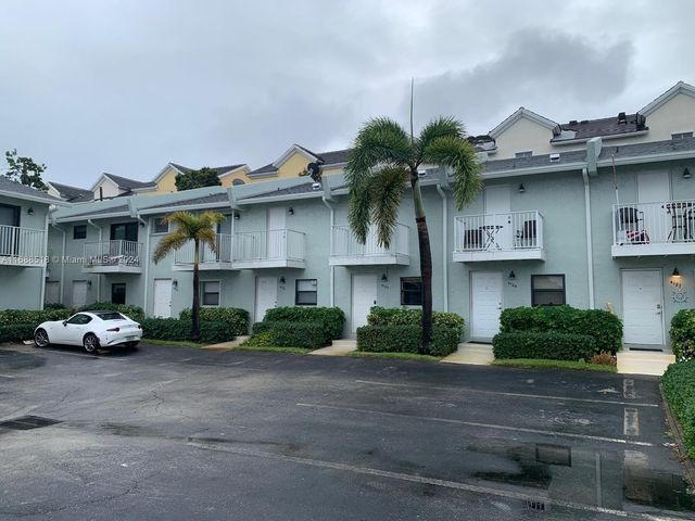 $1,850 | 4123 Northeast 21st Terrace, Unit 4123 | Venetian Isles