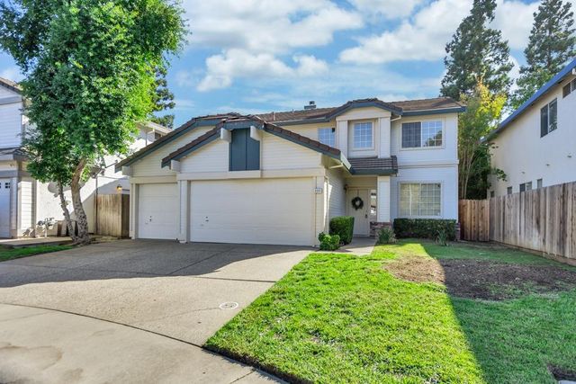 $655,000 | 8893 Marketta Court | Elk Grove