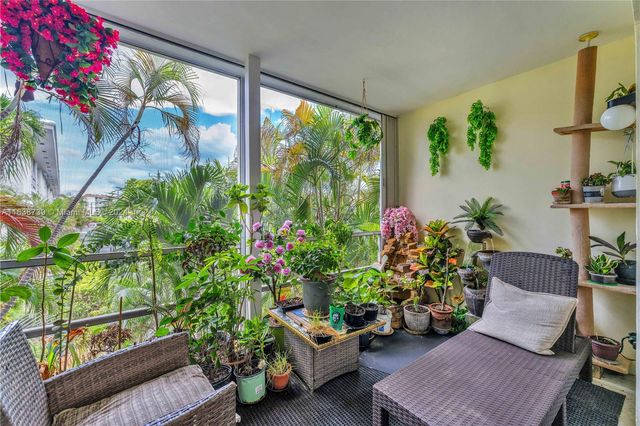 $224,900 | 10 Southeast 13th Street, Unit B1 | Southeast Boca Raton