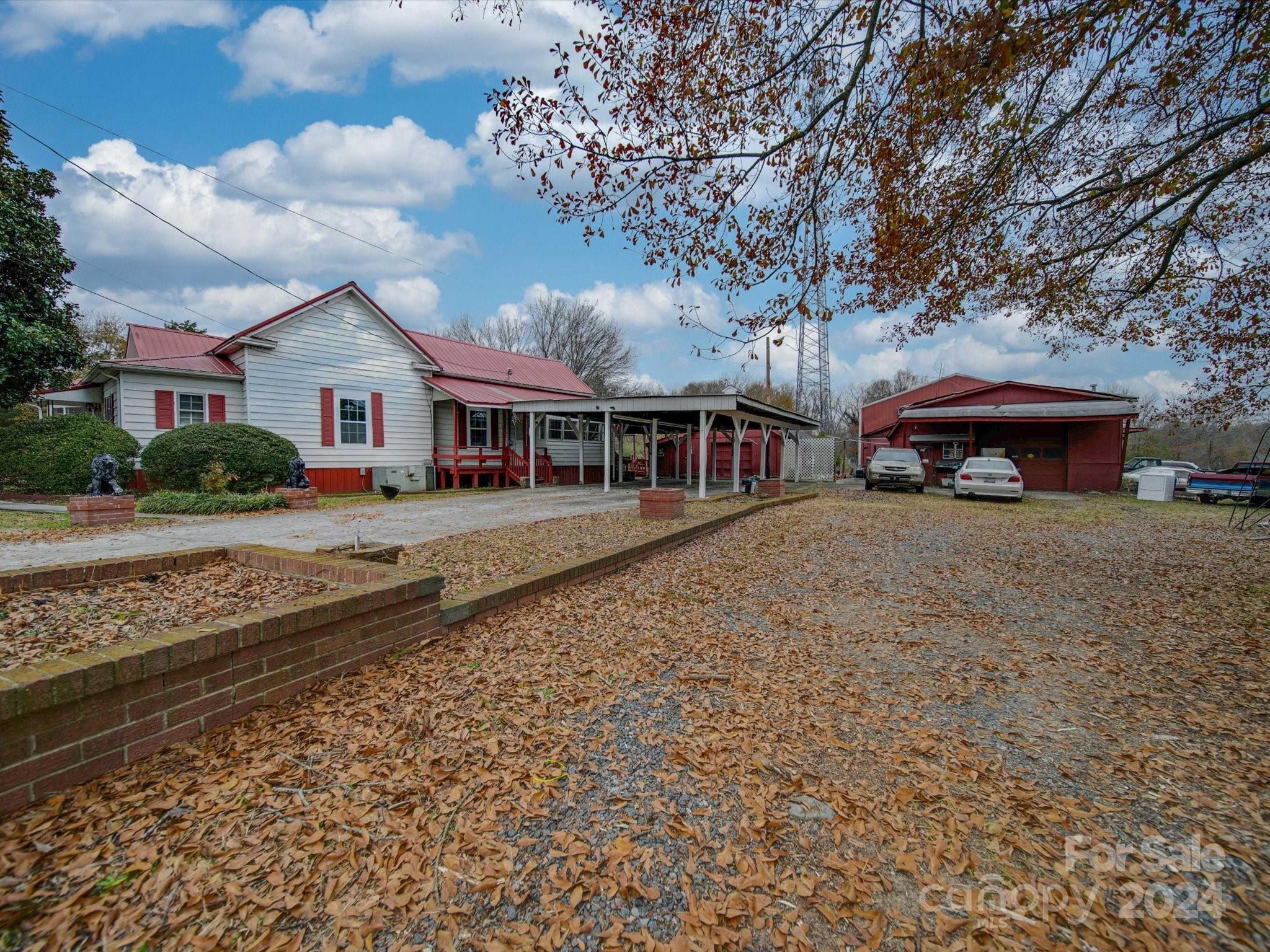 front view of house with a yard