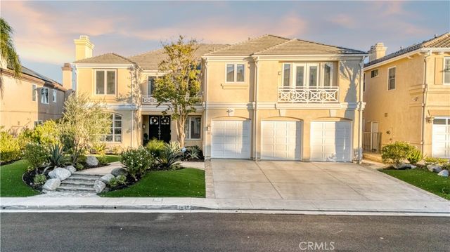 $2,455,000 | 7612 Carmenita Lane | West Hills