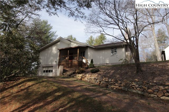 $524,999 | 133 Pinewood Circle | Pine Swamp Township - Ashe County