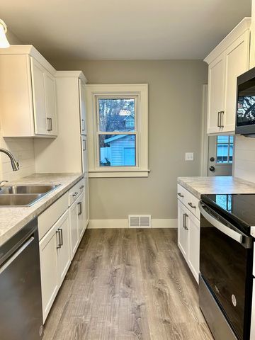 $225,000 | 316 Madison Avenue South | West Minneapolis Heights