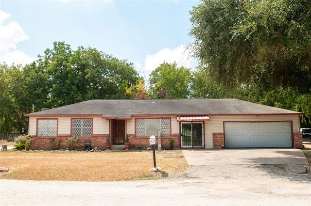 $179,900 | 1601 Harris Street | Wharton