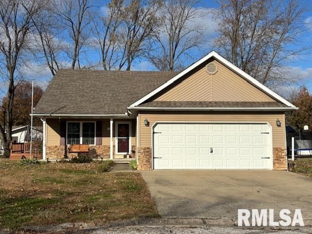 $263,000 | 914 Executive Lane | Carterville