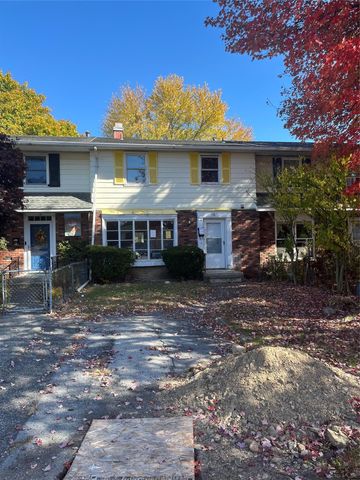 $219,999 | 16 Palmer Court | Maybrook