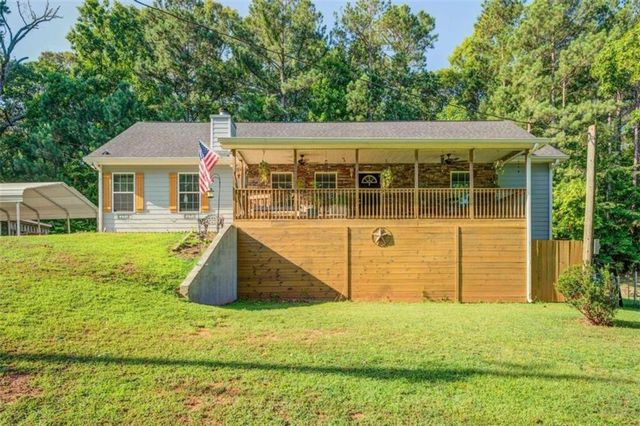 $374,900 | 1941 Campbell Road