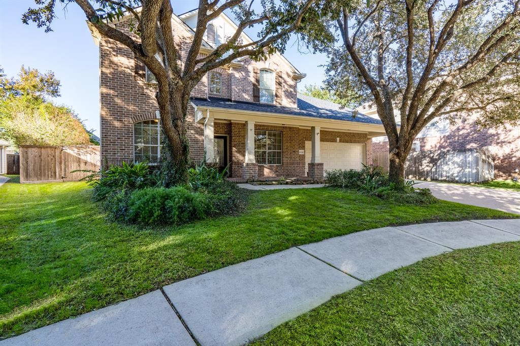 Welcome home to 26930 Mossy Leaf Lane! This gorgeous 2 story Beazer home is located in the highly sought-after neighborhood of Blackhorse Ranch!