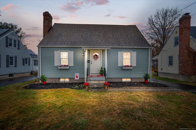 $389,900 | 34 Dale Road | Wethersfield