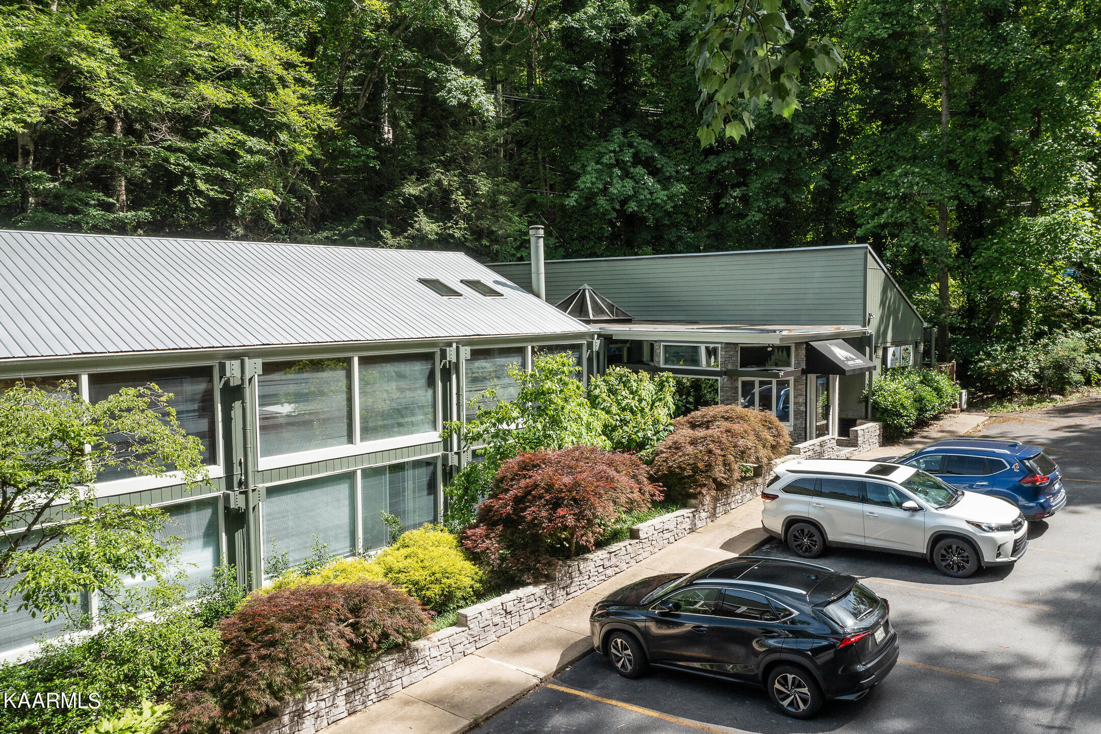 1435 Wiley Oakley Drive, Unit 153, Gatlinburg, TN 37738 | Compass