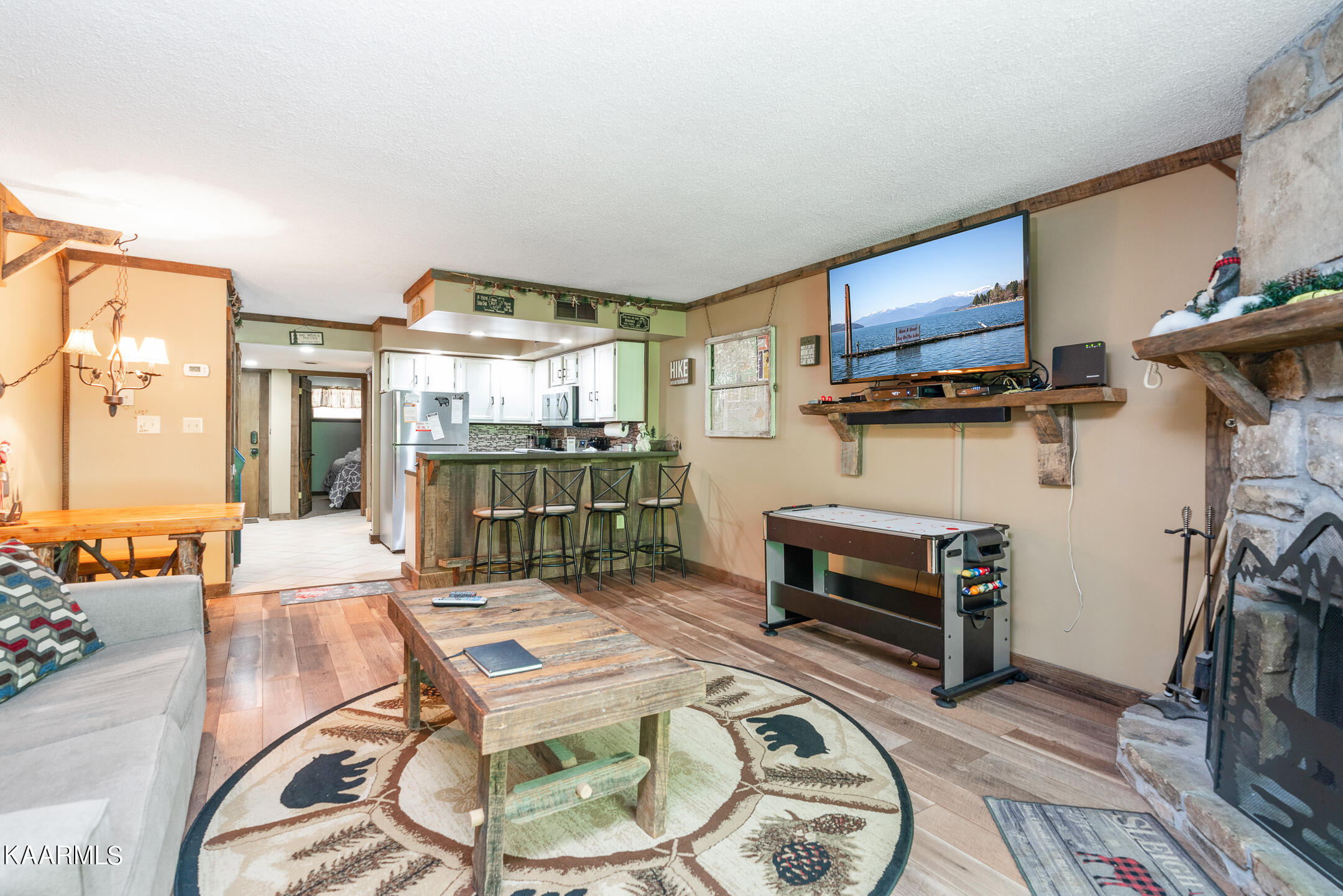 1435 Wiley Oakley Drive, Unit 153, Gatlinburg, TN 37738 | Compass