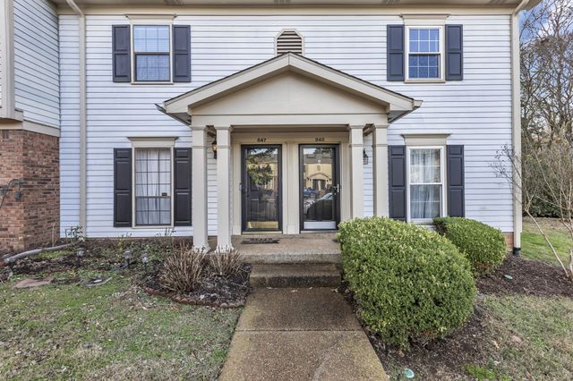 $329,000 | 847 Brentwood Pointe | Brentwood Pointe