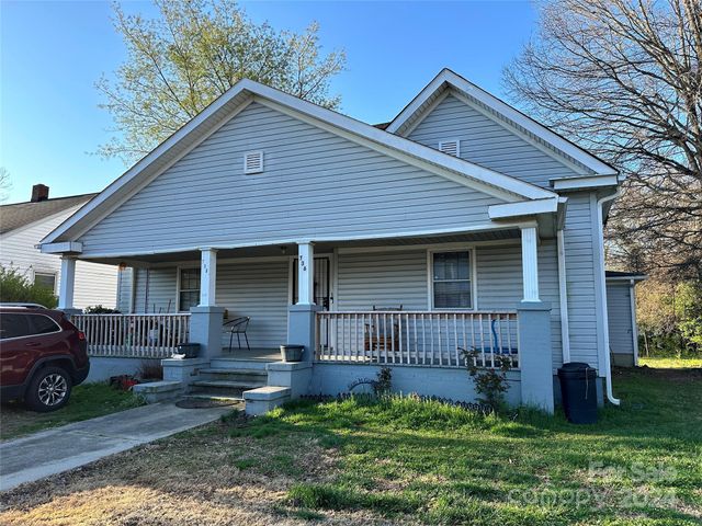 $174,900 | 736 East Sprague Street | Belview