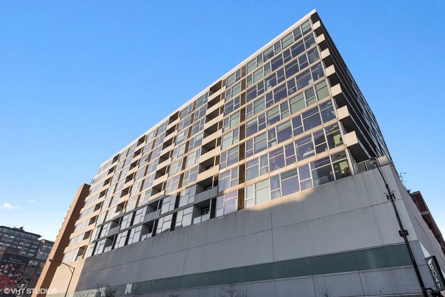 $399,999 | 630 North Franklin Street, Unit 721 | River North