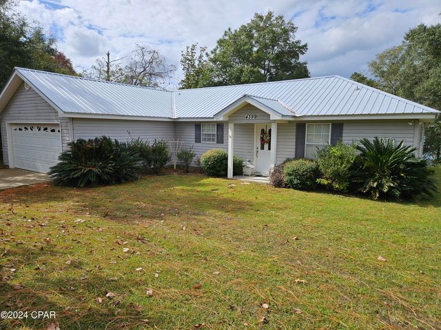 $299,900 | 4399 Leisure Lakes Drive