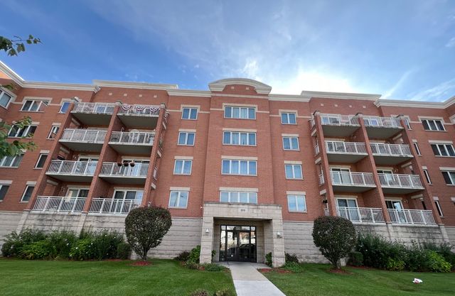 $275,000 | 2919 North Harlem Avenue, Unit 315 | Montclare