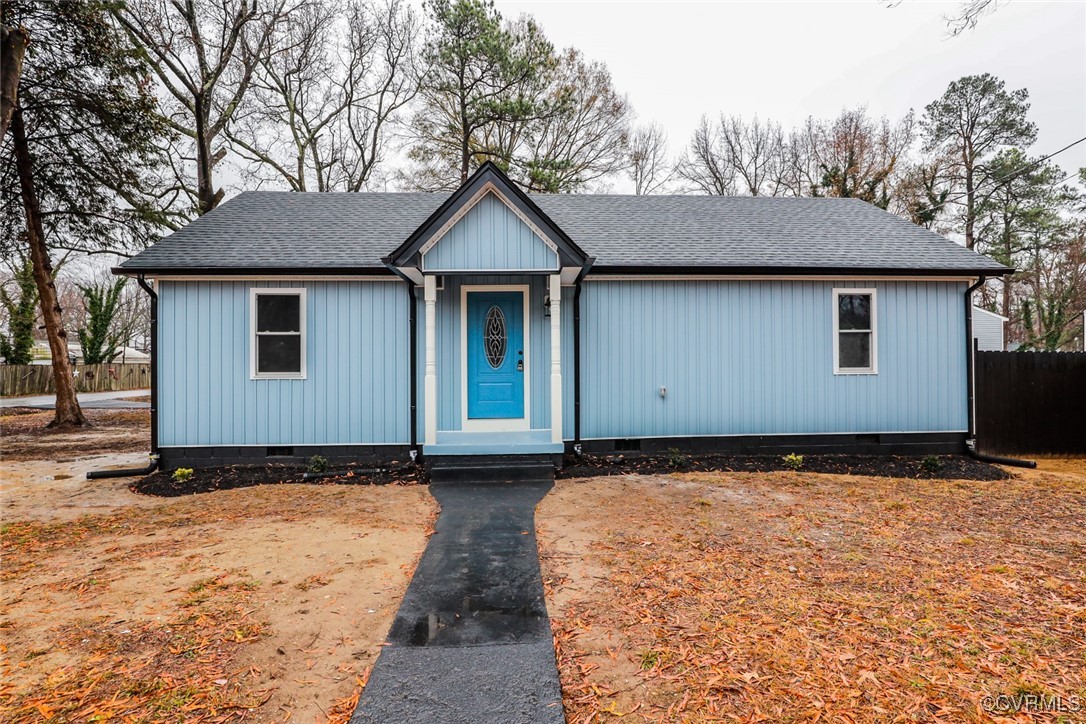 View of front of property