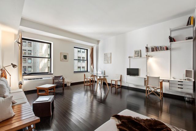 $4,300 | 20 Pine Street, Unit 2903 | Financial District