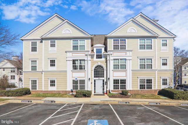 $370,000 | 162 Kendrick Place, Unit 16214 | Kentlands