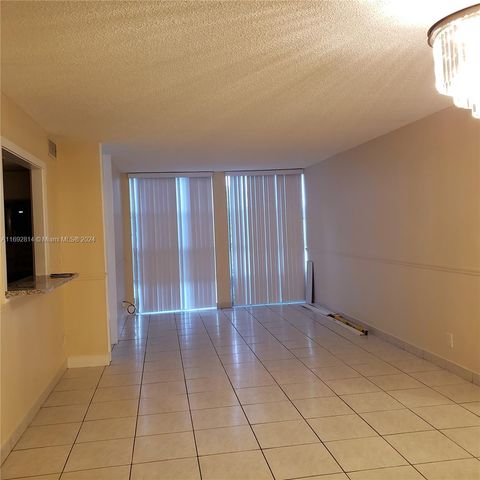 $2,300 | 801 Three Islands Boulevard, Unit 219 | Three Islands