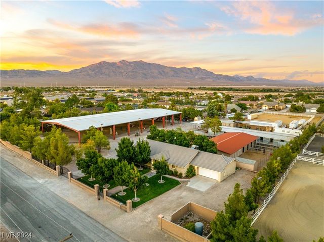 $2,350,000 | 8730 Four Views Street | Tule Springs