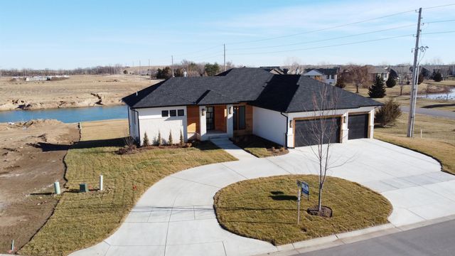 $710,000 | 4502 North Cimarron Circle | Wichita