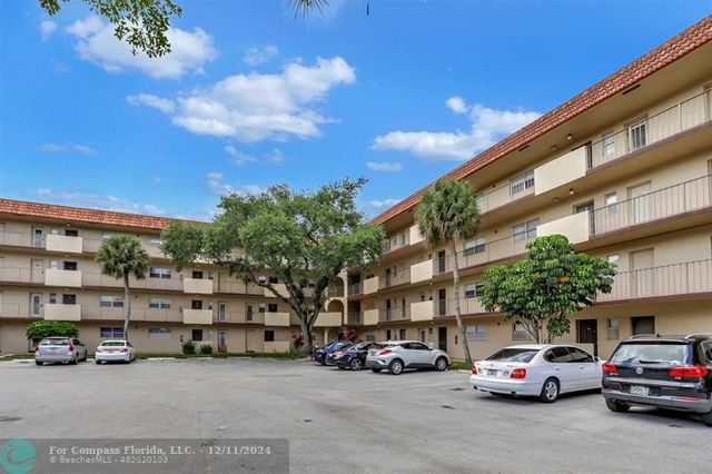 $220,000 | 6301 North Falls Cir Drive, Unit 307 | Inverrary